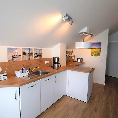 Meeresblick-strandkorb-haus-3-we-46 * Hohwacht