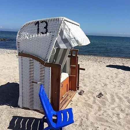 Meeresblick-strandkorb-haus-3-we-46 *